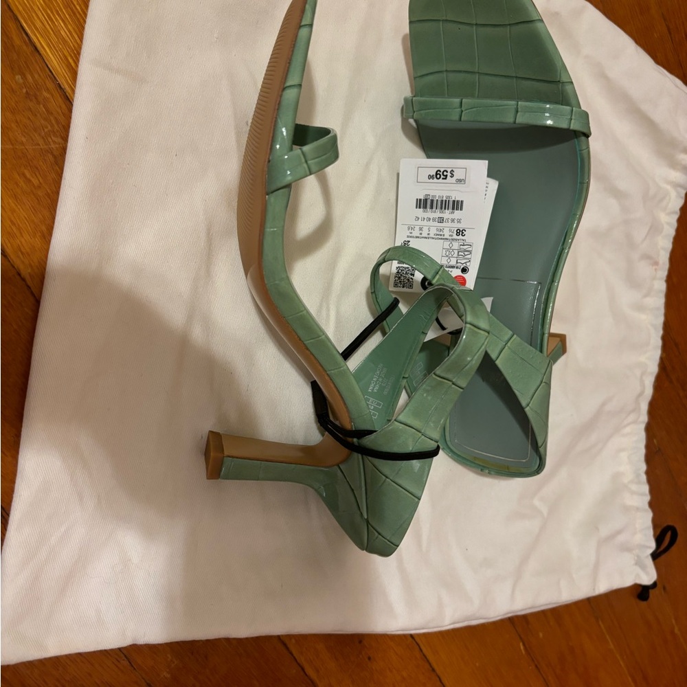 New Zara Mules - Picture 3 of 6